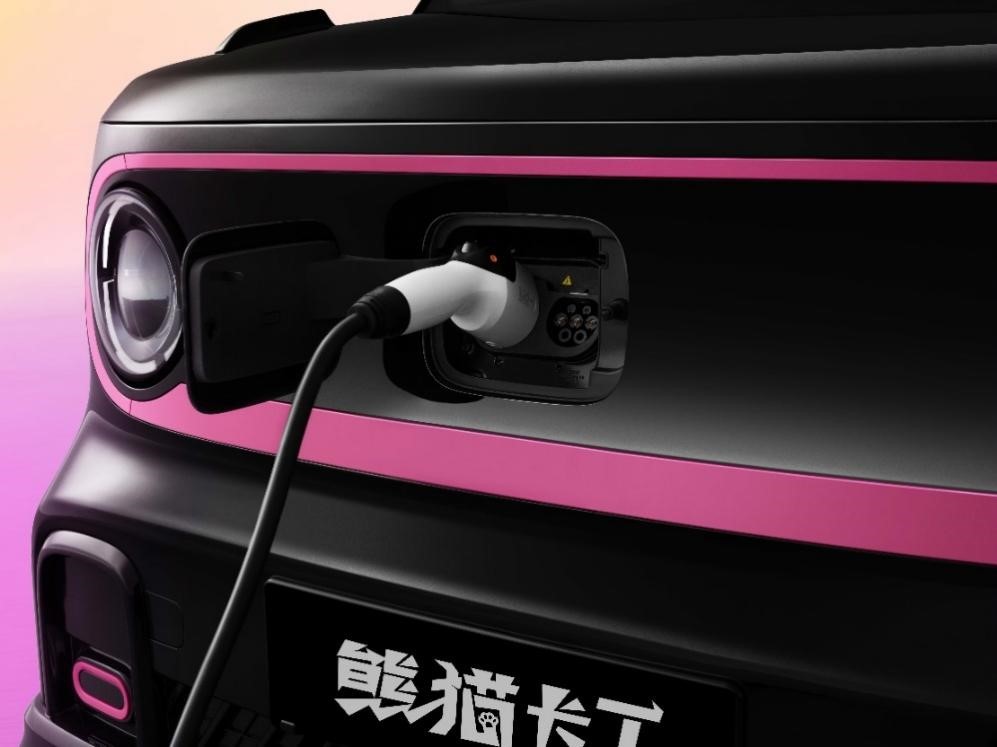 吉利熊貓卡丁發(fā)布 好看好玩的微型純電車來了